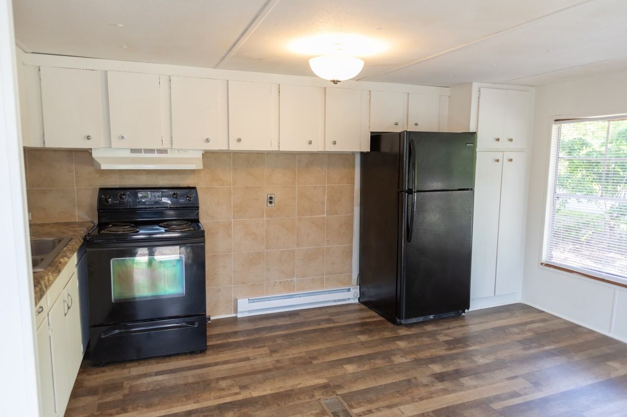 283- 1395 McGee St. - Photo 3 of 8