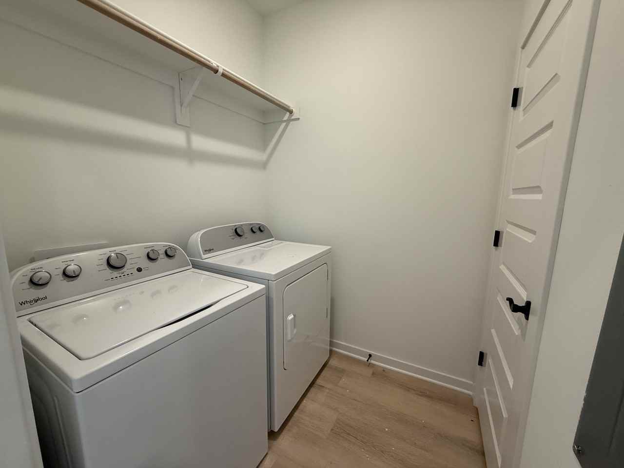 1935 South Garland Avenue - Photo 4 of 10