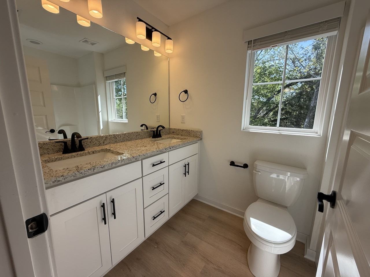 1935 South Garland Avenue - Photo 6 of 10