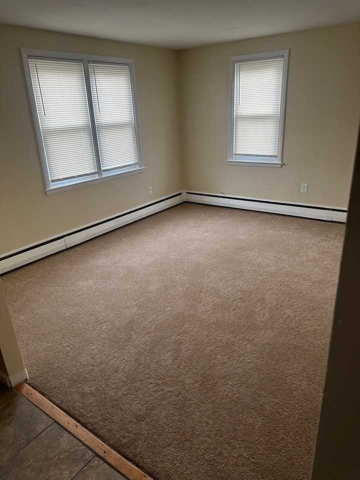 1000 Mt. Airy Ave - Photo 2 of 20