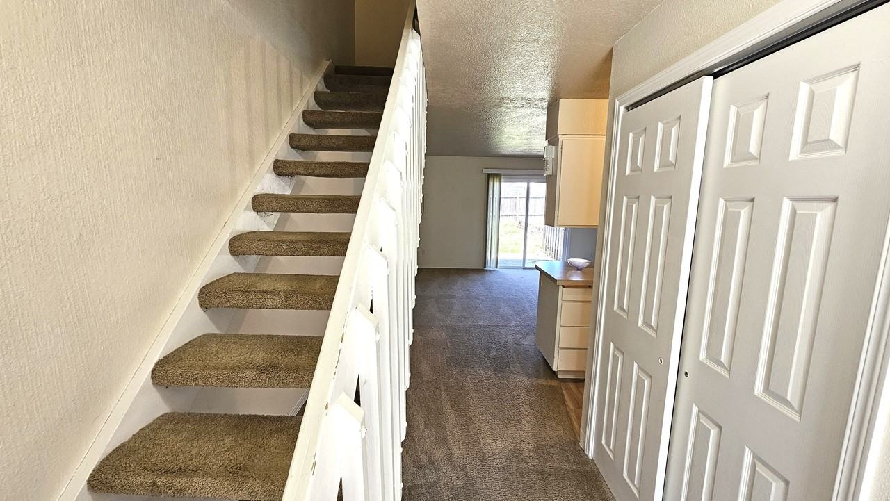 Greulich O - 3515 Kauffman Ave - Photo 3 of 10