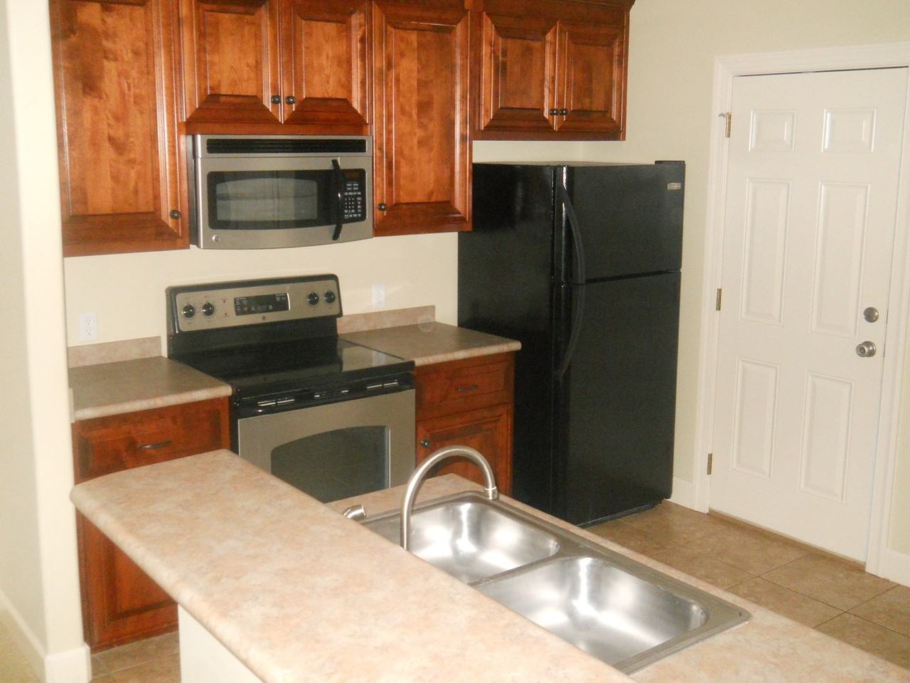 3412 N Barack Obama Blvd Apt M - Photo 3 of 12
