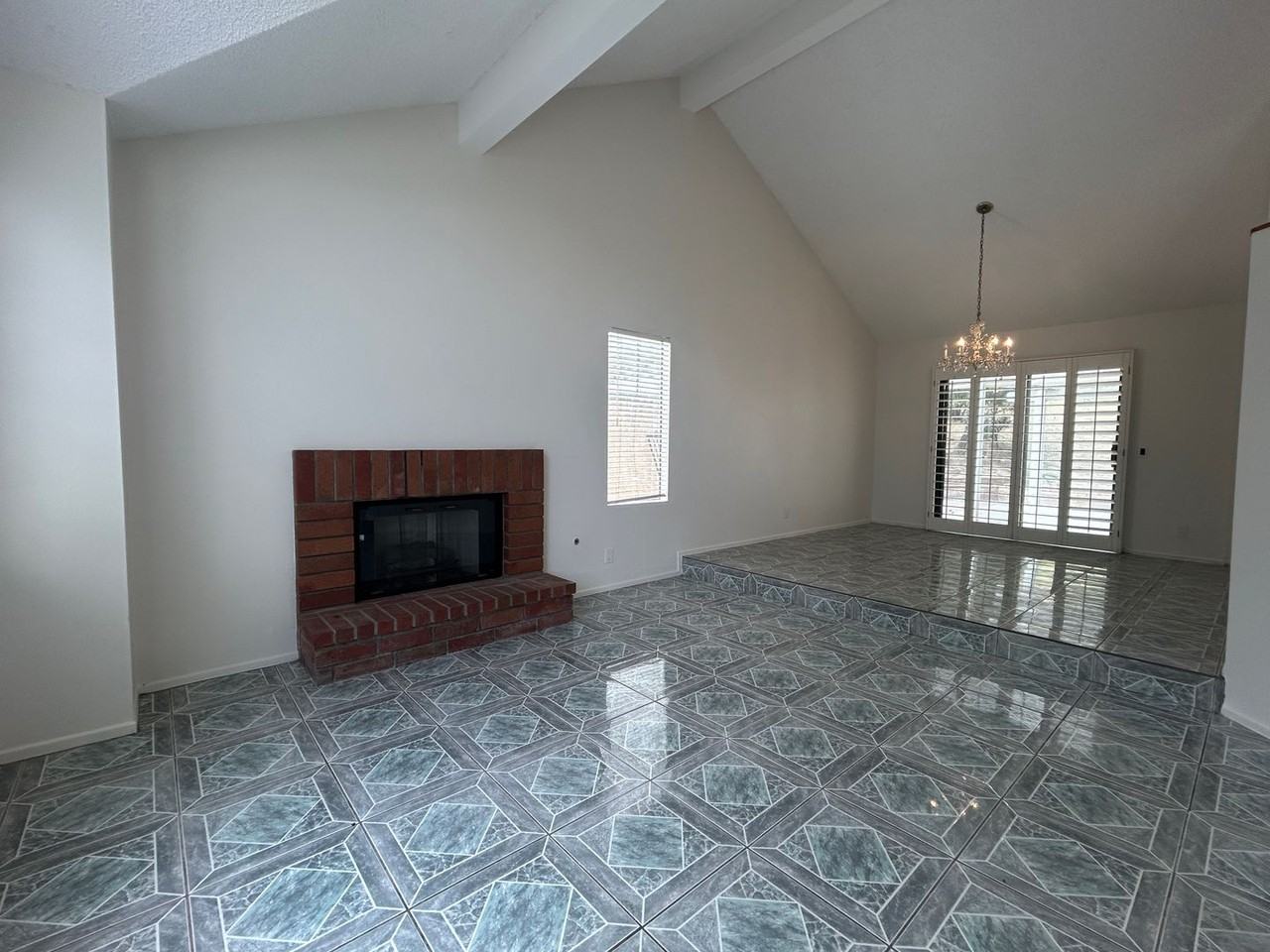 3068 Prado Ln - Photo 3 of 35