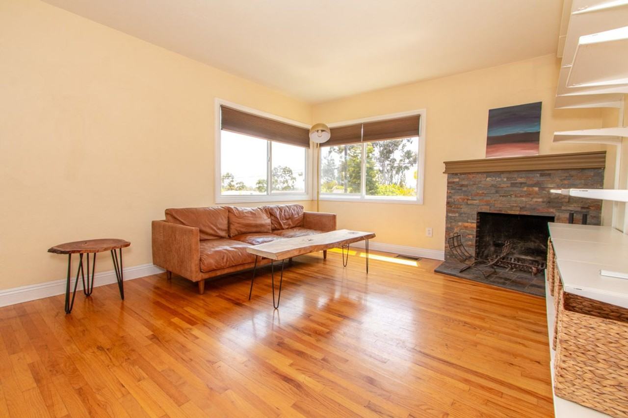 3554 Ivy St - Photo 3 of 15