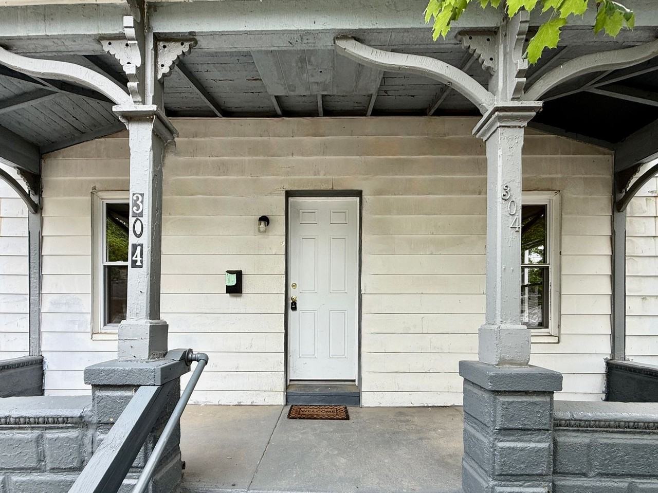 304 South Ave - Photo 3 of 24