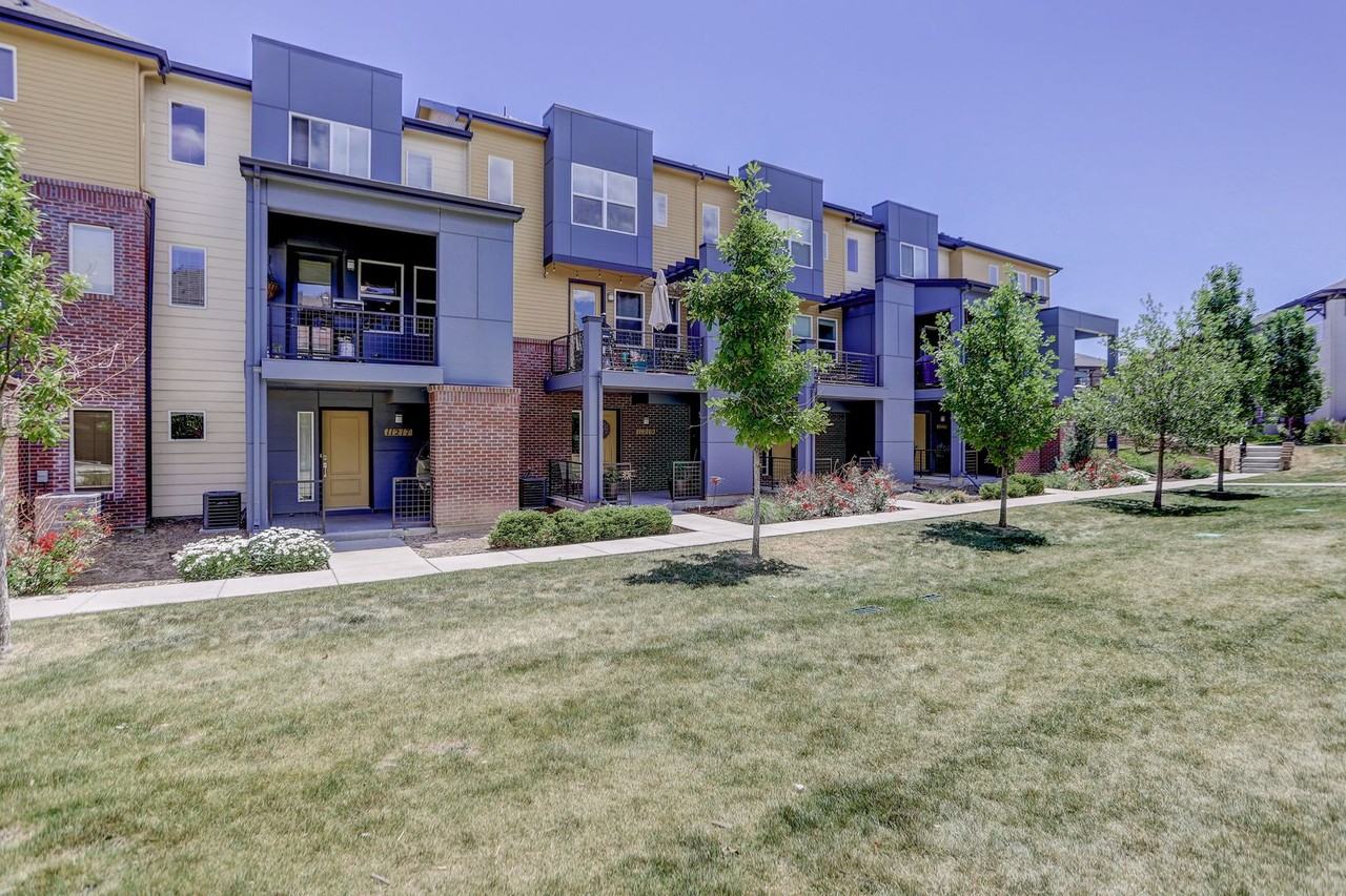 11217 Colony Cir - Photo 4 of 11