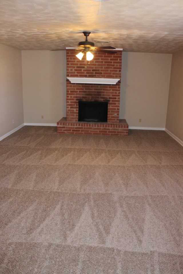 1925 70th St - Photo 5 of 38