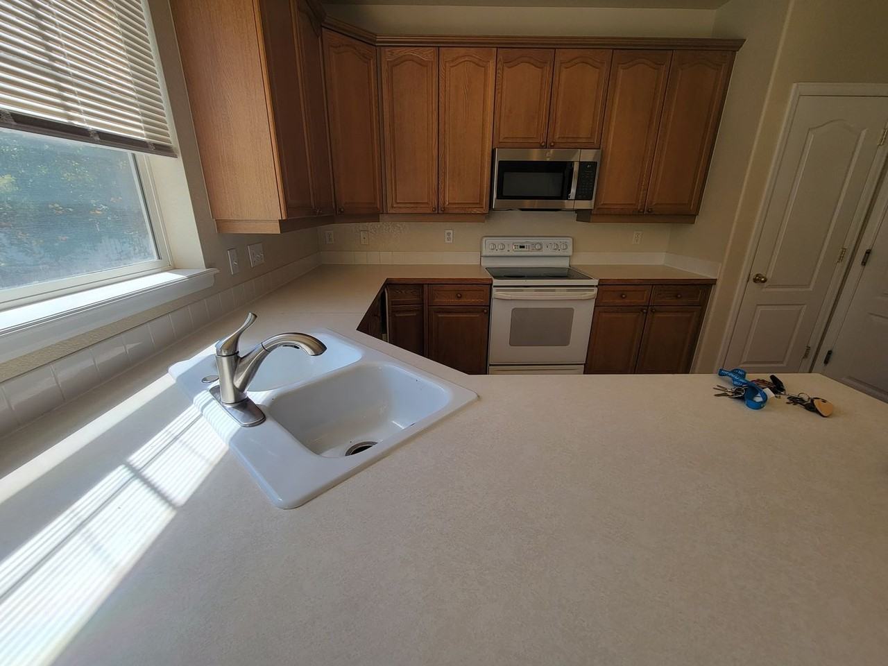 3705 Florentine Cir - Photo 3 of 30