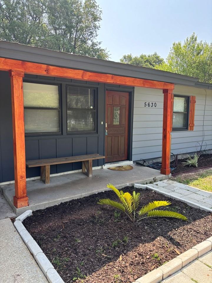 5630 Wickford Ln - Photo 2 of 26