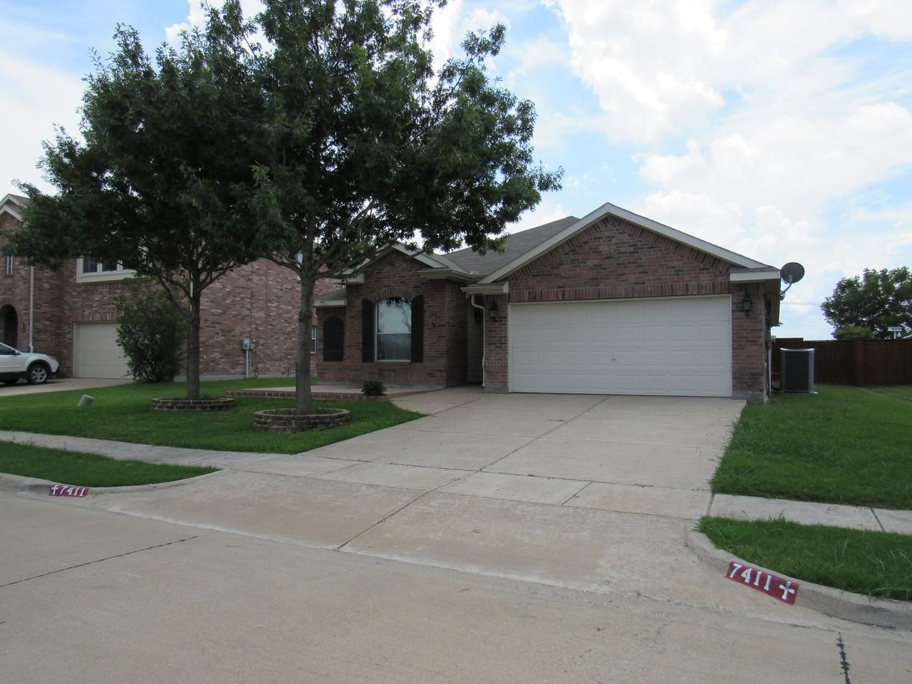 7411 Gallo - Photo 2 of 16