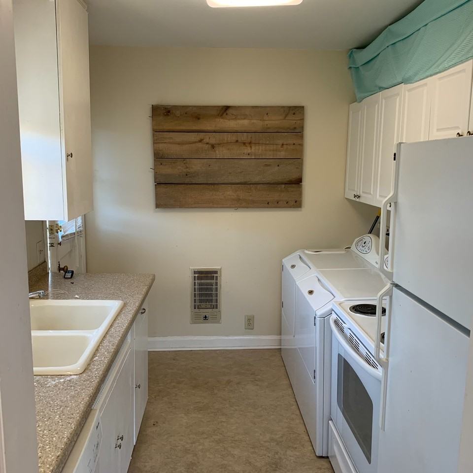 4123 Albert Dr - Photo 2 of 6