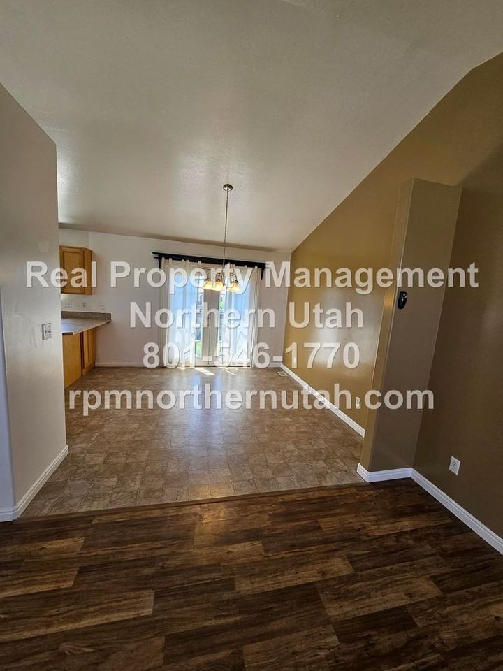 507 E Canyon Vw - Photo 6 of 20