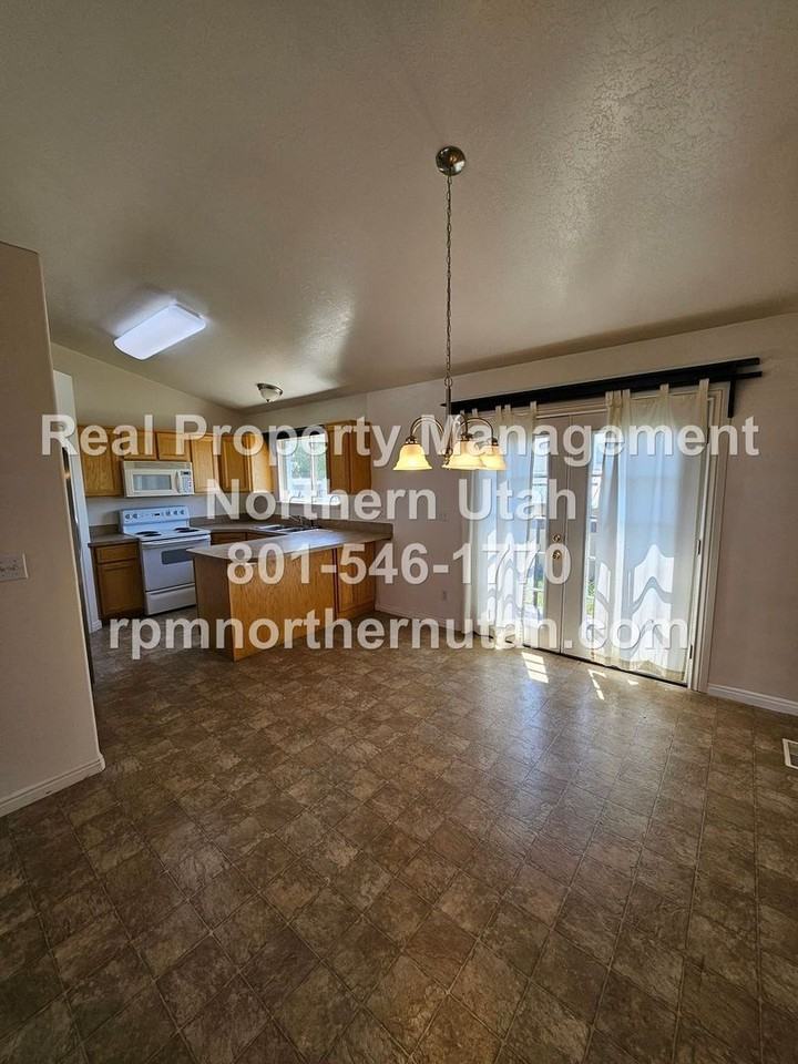 507 E Canyon Vw - Photo 7 of 20
