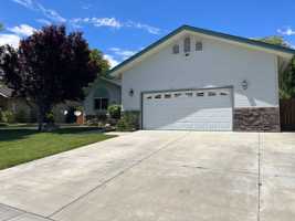 featured image of 1851 Shoshone Dr