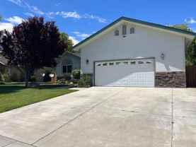 1851 Shoshone Dr - Photo 1 of 1