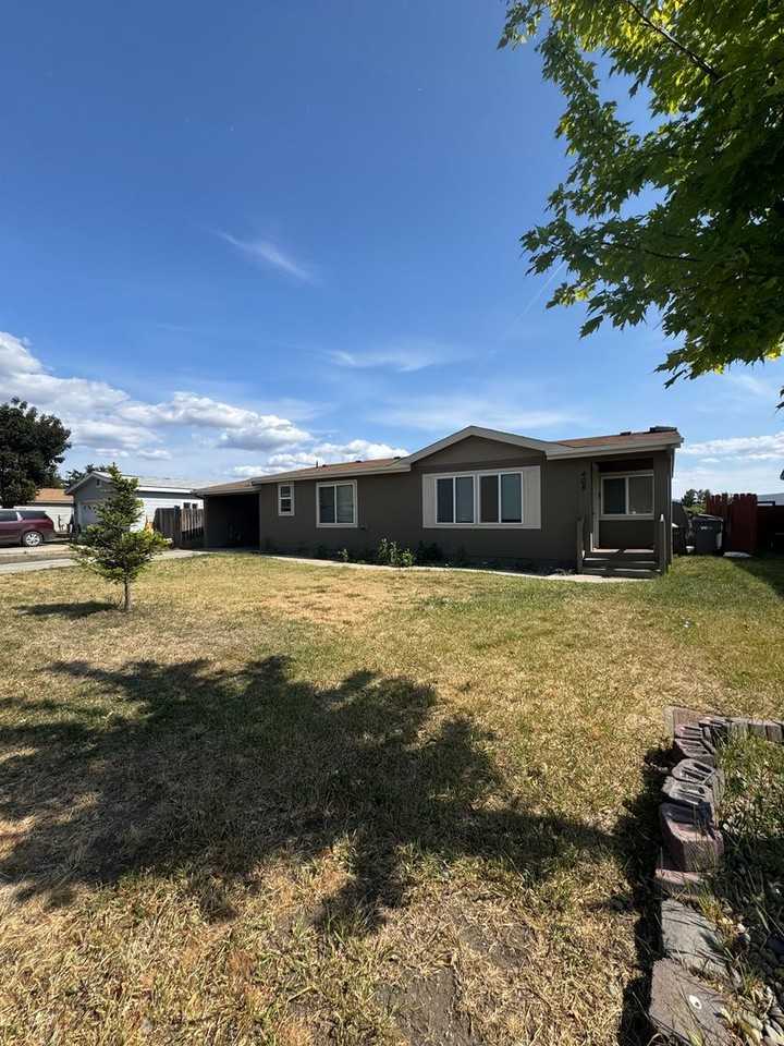 408 Alpine Dr - Photo 2 of 19