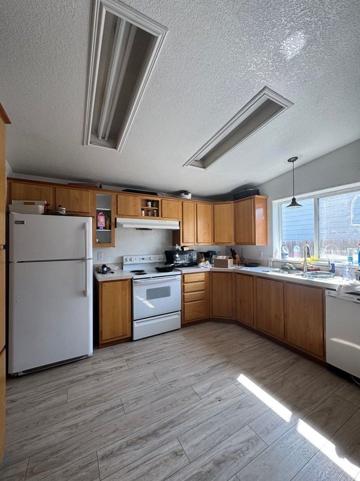 408 Alpine Dr - Photo 6 of 19
