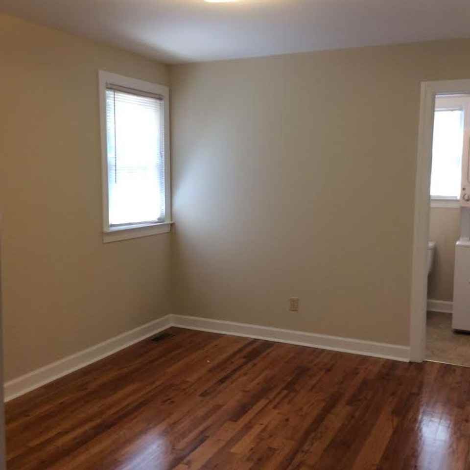 808 Peyton St - Photo 7 of 25