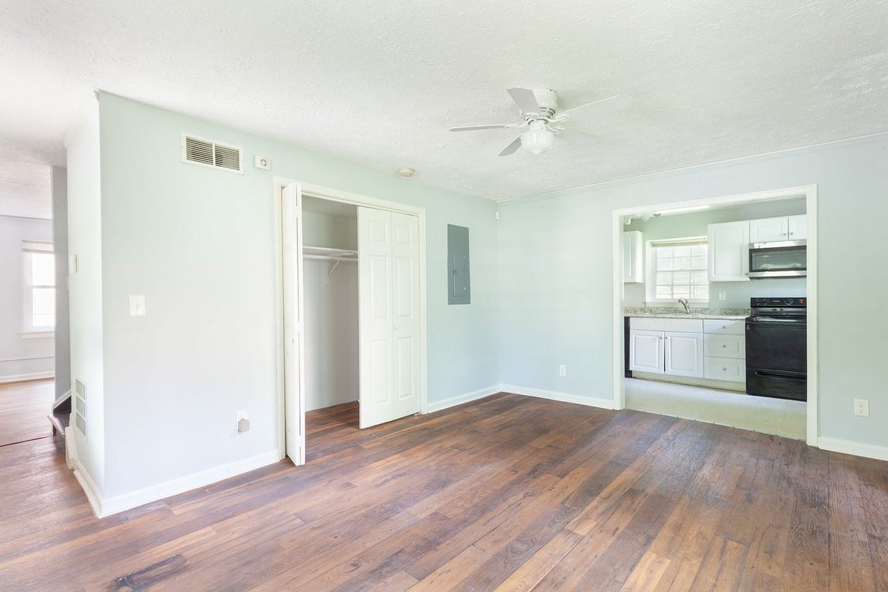 1004 Desoto St Nw ##Nw - Photo 7 of 24
