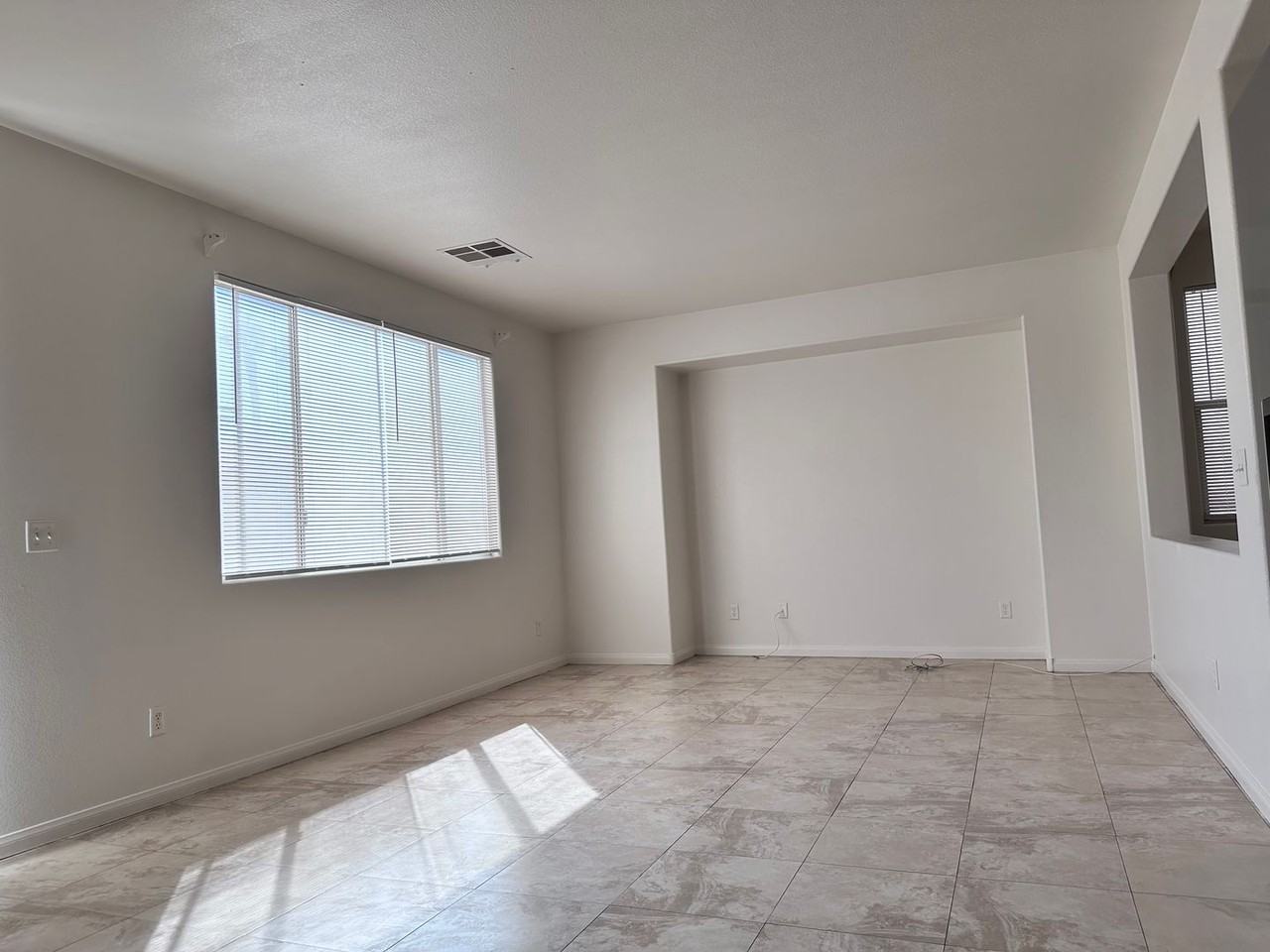 8513 Titania Ct - Photo 3 of 15