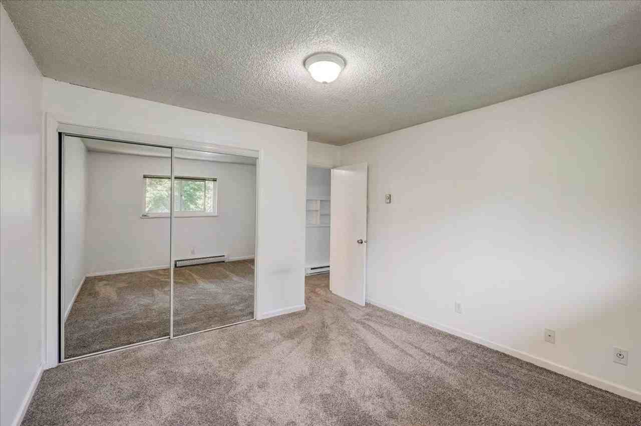 Northgate Manor - Photo 7 of 8