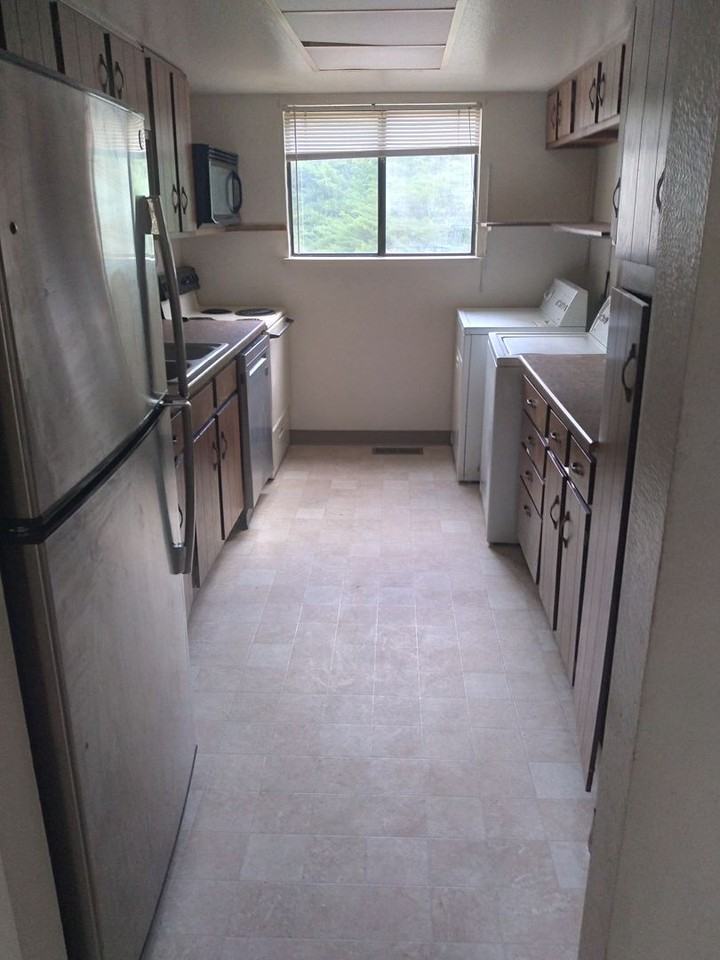 3485 Rosalinda Dr - Photo 2 of 4