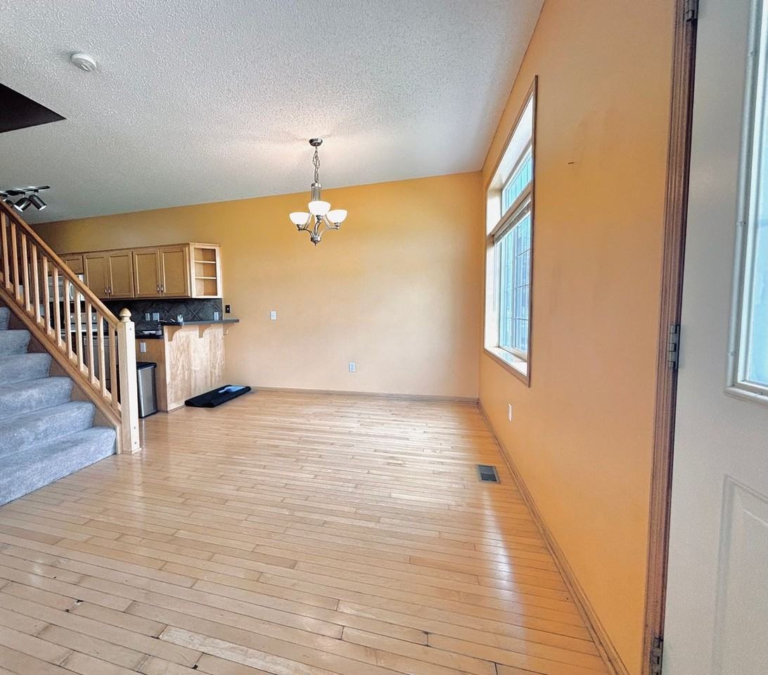12708 Flamingo St Nw - Photo 6 of 31