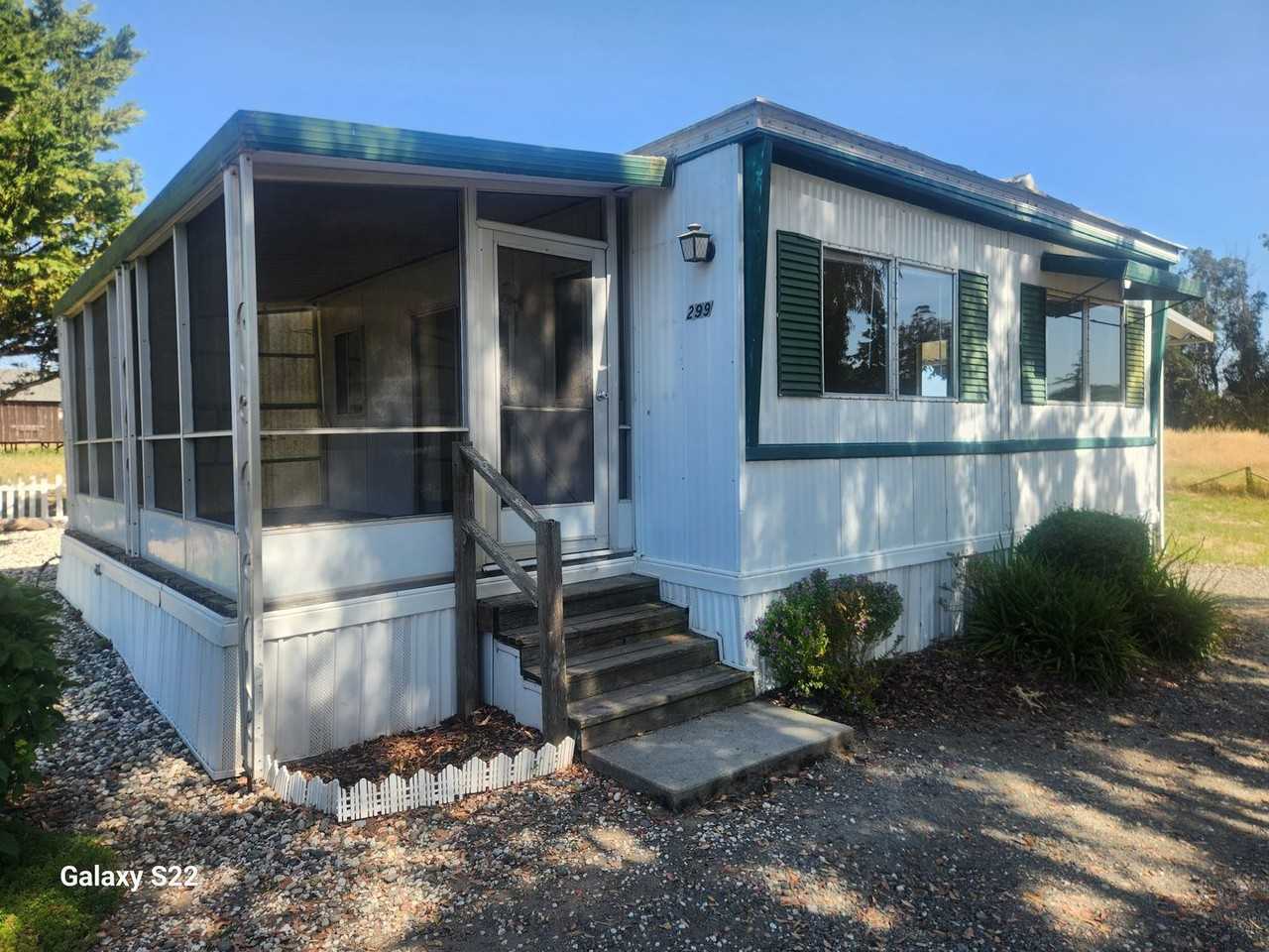 299 Palm Ave - Photo 2 of 19