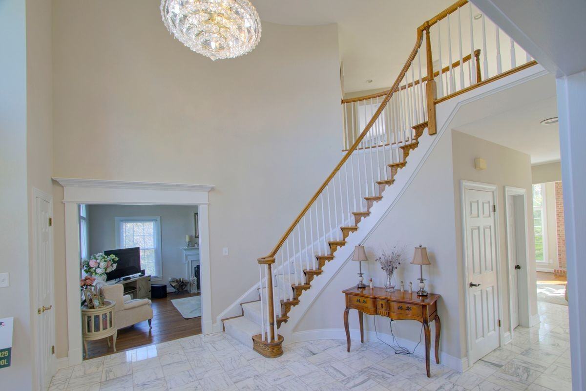 9724 Middleton Ridge Rd - Photo 2 of 45