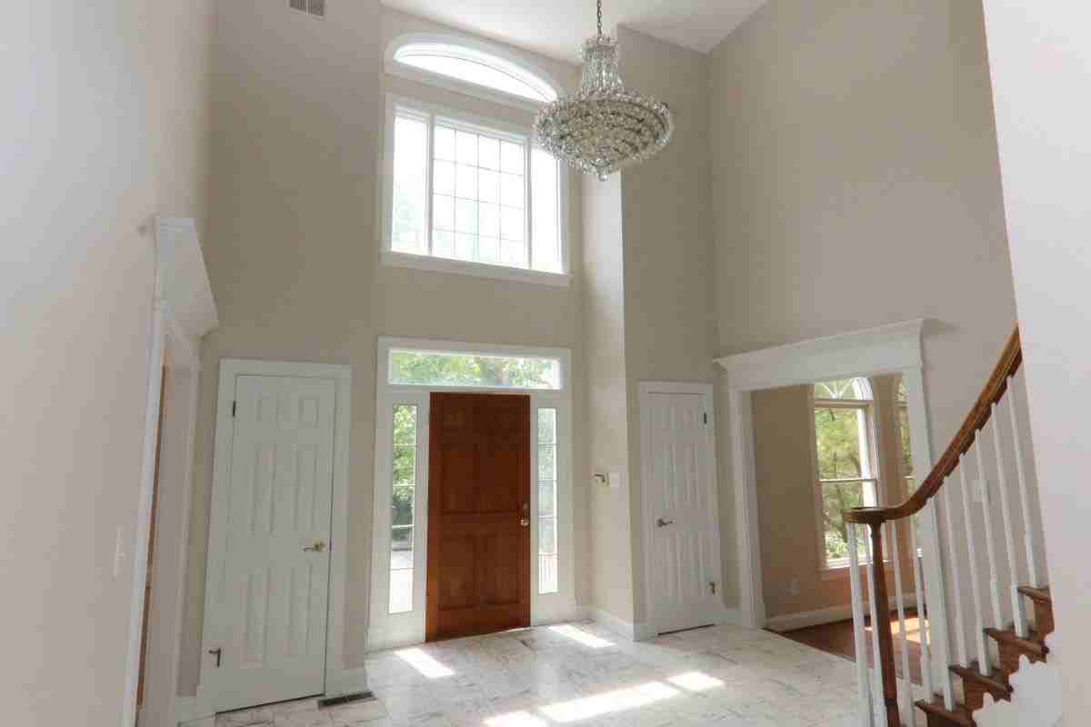 9724 Middleton Ridge Rd - Photo 3 of 45