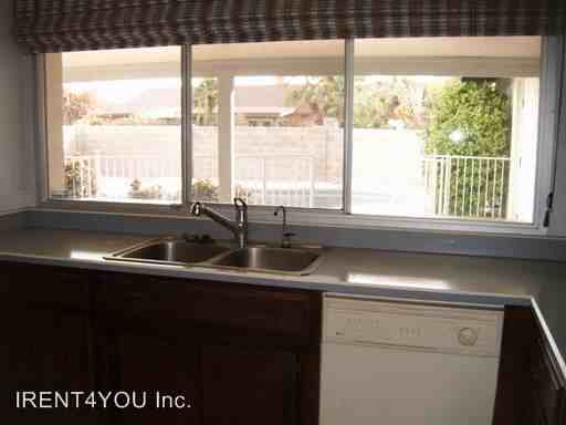 1871 E Auburn Dr - Photo 3 of 17