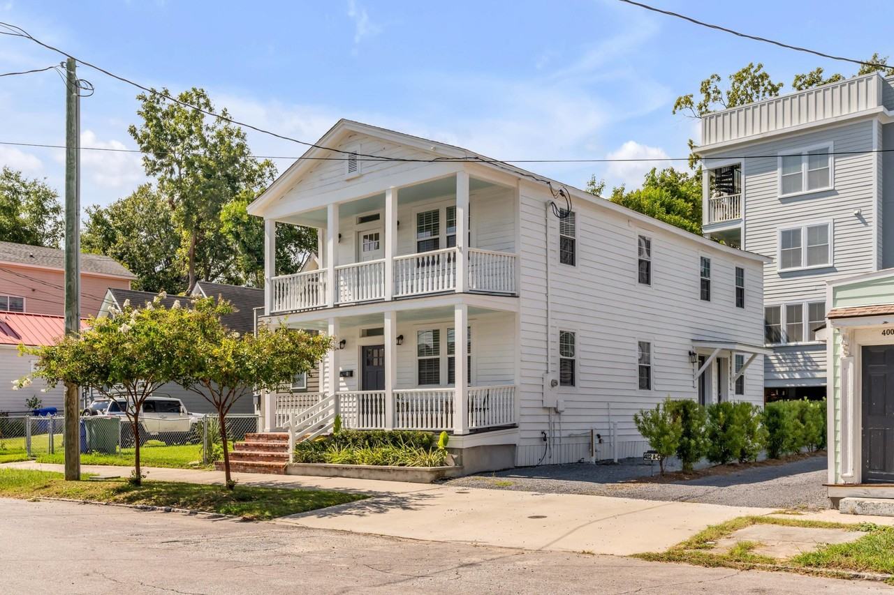 404 Sumter St #B - Photo 2 of 47