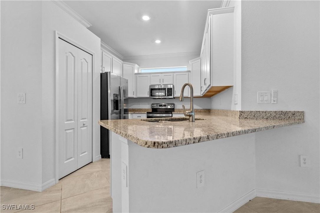 4348 Lemongrass Dr - Photo 6 of 24