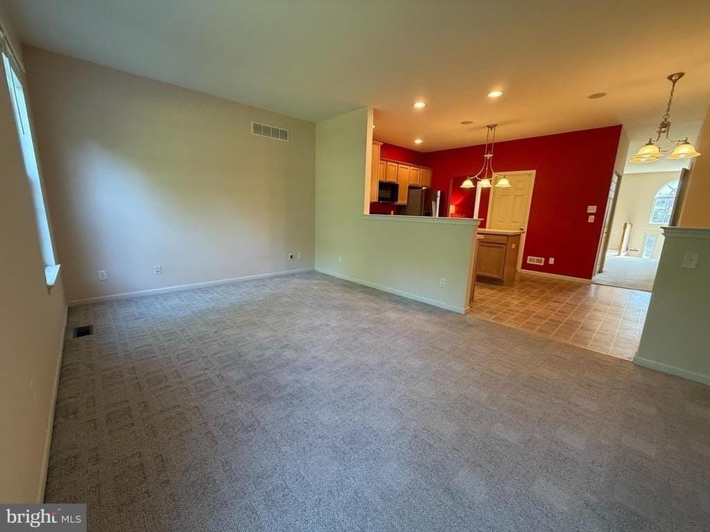 102 Regents Ct - Photo 7 of 21