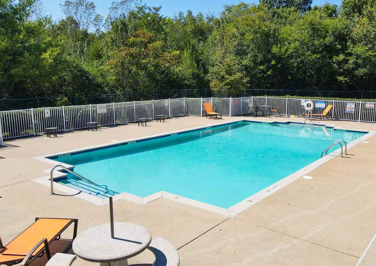 Rollingwood Apartments - Photo 2 of 10