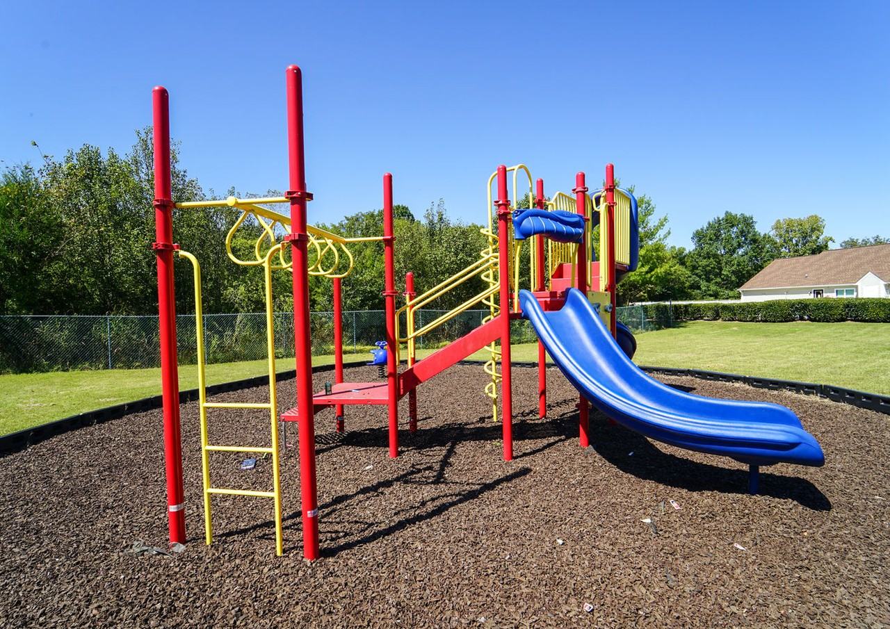 Rollingwood Apartments - Photo 7 of 10