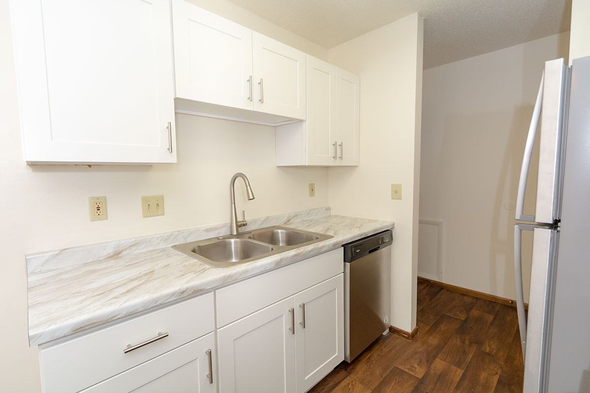 Pennbrooke Apartments - Photo 3 of 11