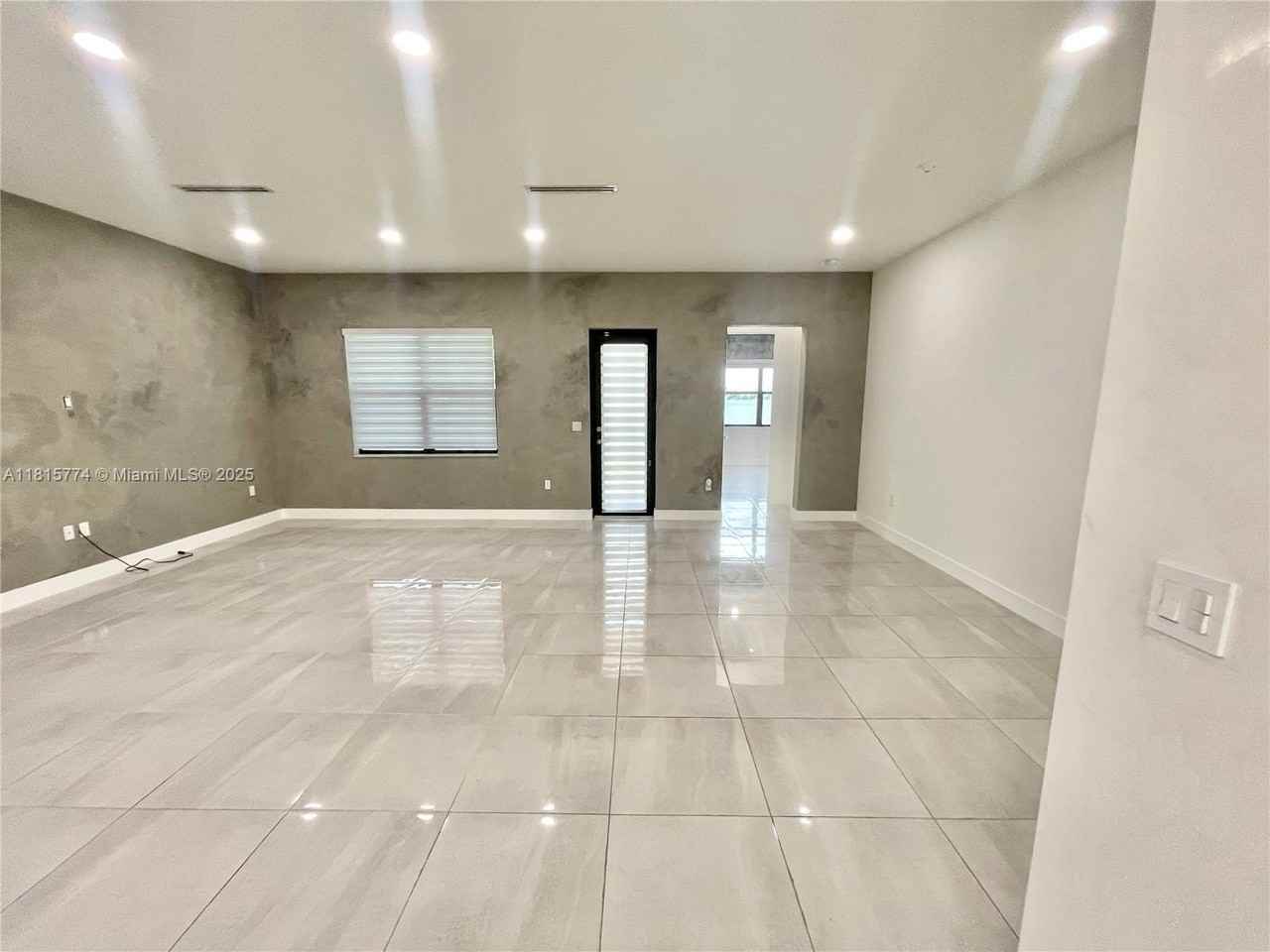 17324 Southwest 41st Street #17324 - Photo 6 of 30