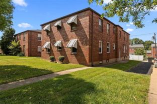 3927 Jamieson Ave #1W - Photo 1 of 1
