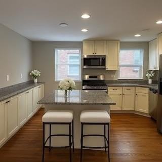 3927 Jamieson Ave #1W - Photo 5 of 8