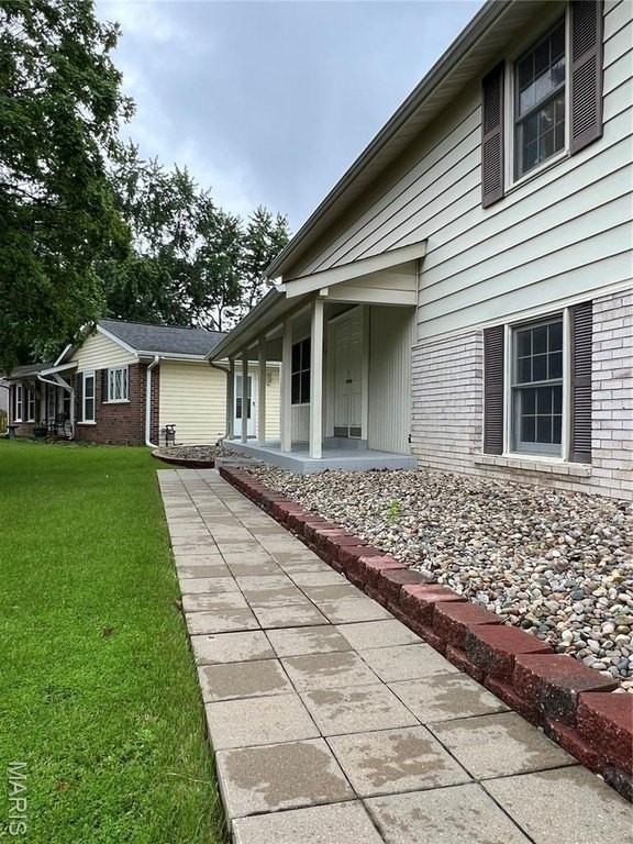 2510 Woodsage Dr - Photo 3 of 38