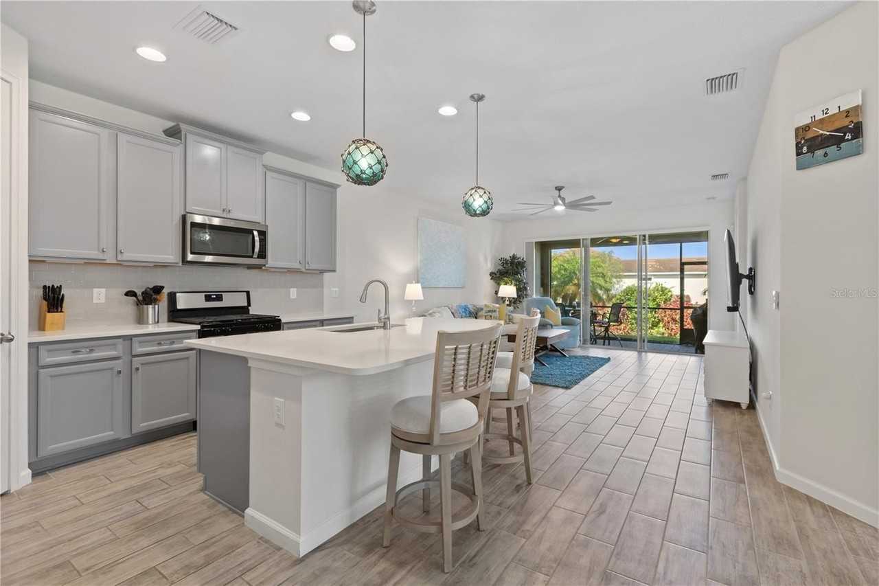 8677 Rain Song Rd - Photo 5 of 42