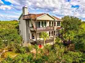 7325 Holly Rd - Photo 1 of 1