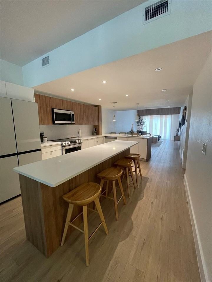 4204 126th St W #502 - Photo 5 of 19