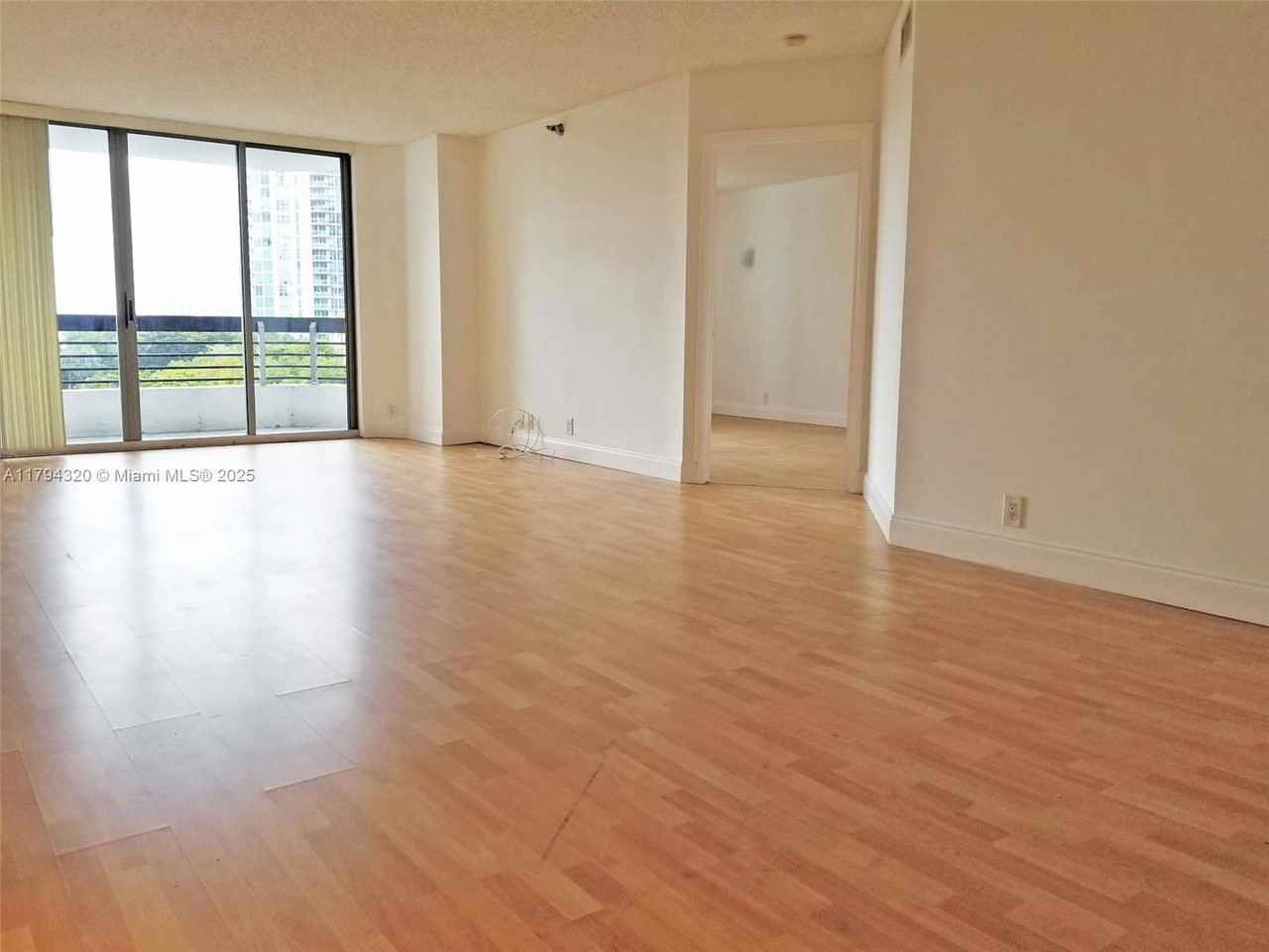 3400 Ne 192nd St #503 - Photo 2 of 8