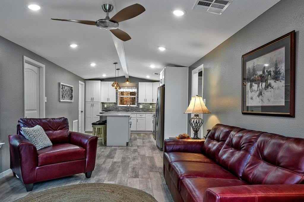 269 Sherman Dr - Photo 6 of 37