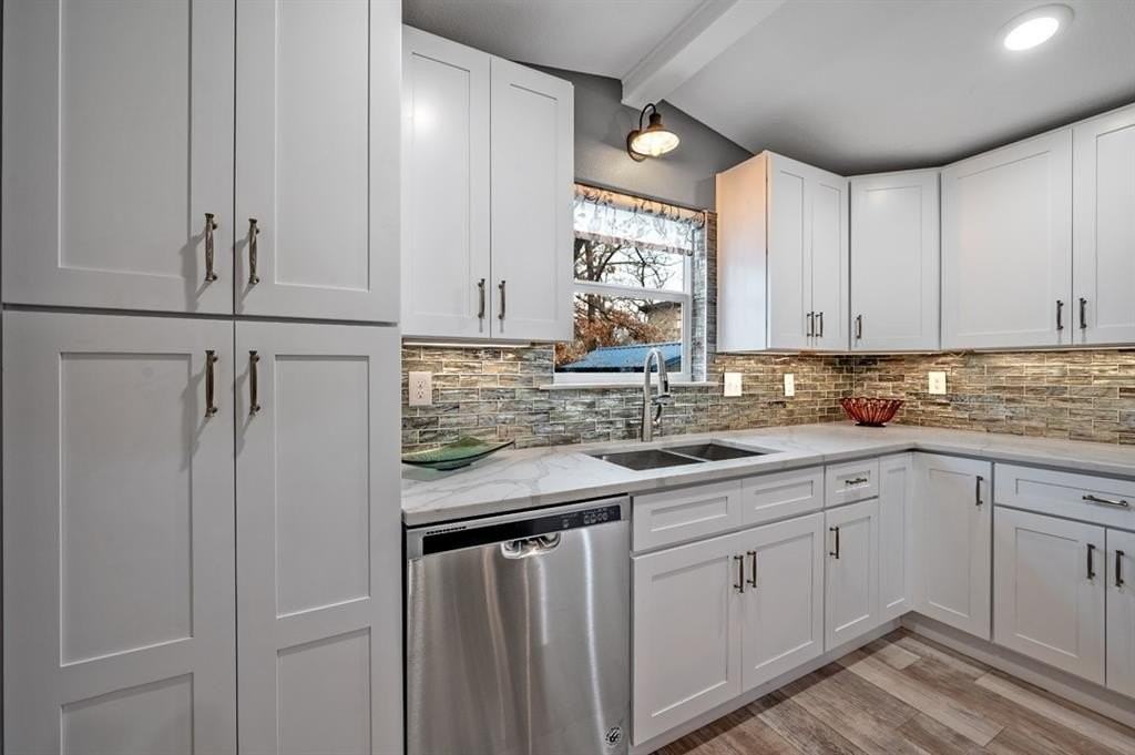 269 Sherman Dr - Photo 5 of 37