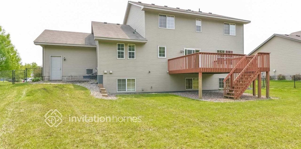 10322 Kali Ave Ne - Photo 3 of 4