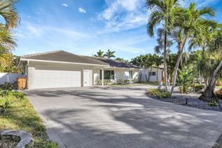 1681 Se 4th Ct - Photo 1 of 1