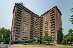 1 E University Pkwy Unit 803  